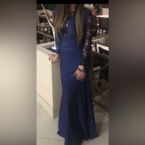 Elegant Royal Blue Lace Sleeve Evening Gown